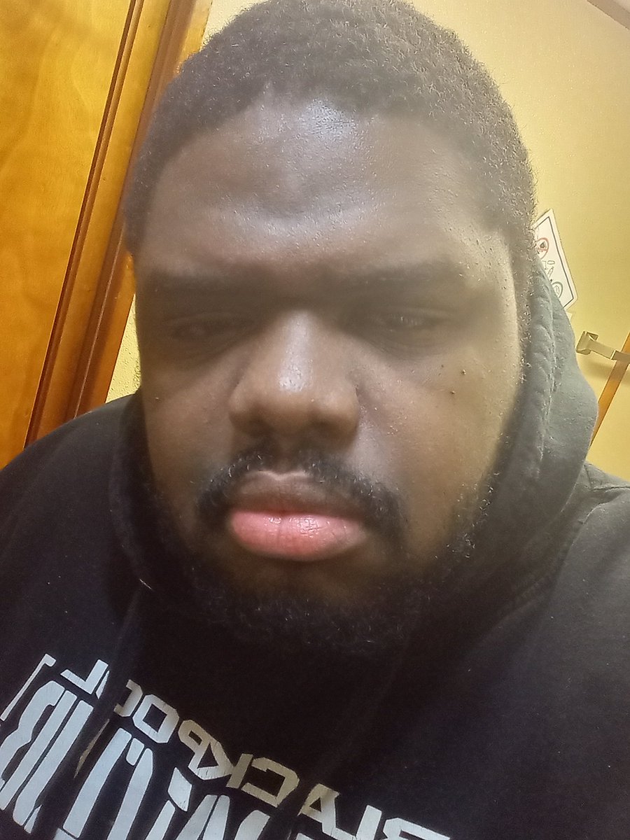 kbbrown72's tweet image. Before &amp;amp; After Damn I feel great I look like me again #FreshFade @anayda_l @ToriXBones @writingcat @Binkysprina6_ @AaronKing1004 @TylerStarkz27 @Cage211