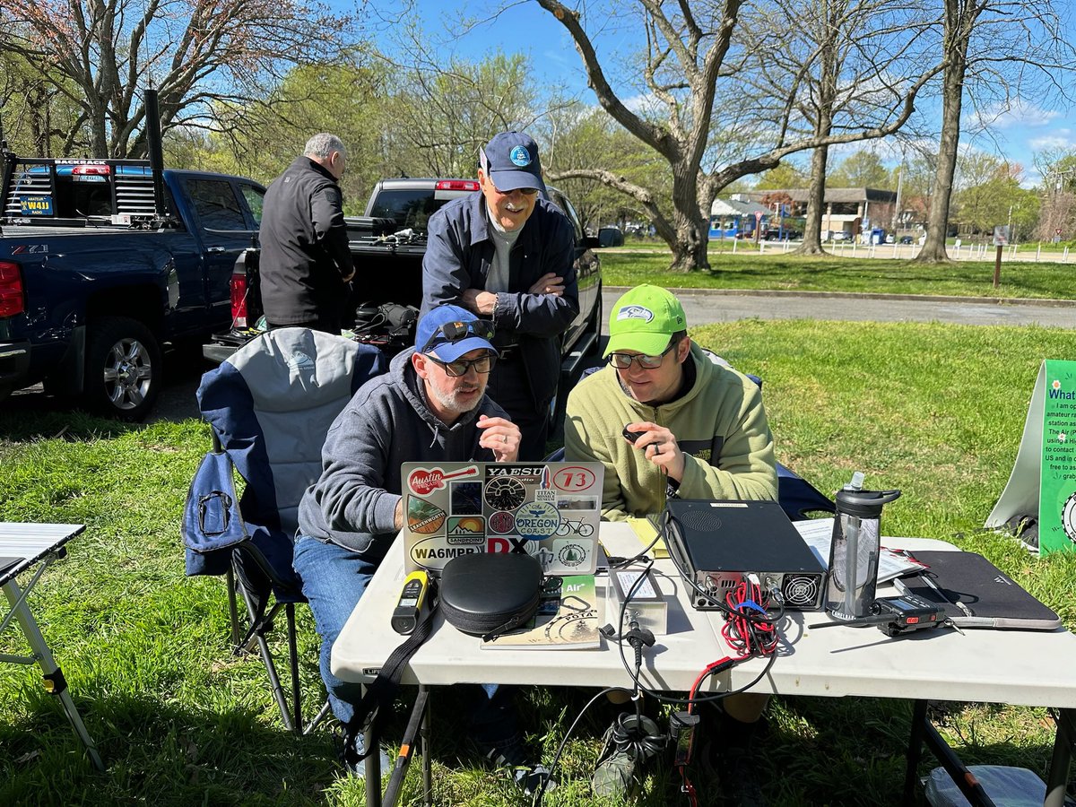 W4HFH's tweet photo. Come out and join the @w4hfh_arc at Bell Haven Park along the GW Parkway on Saturday, 1 June 2024 at 9 am for our next POTA event. Great opportunity to come learn about POTA and portable operations from Sandy, KQ4DNE. #potaon #pota #hamradio #alexandriaradioclub https://t.co/8pZS7G1rGb