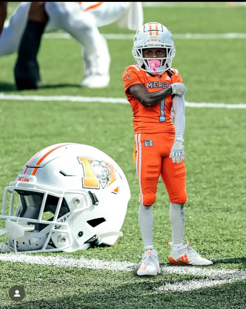 After a great conversation with <a href="/ShaedonMeadors/">Coach Meadors</a> I’m blessed to receive an offer from Mercer University! <a href="/CoachFigaro_MU/">Devin Figaro</a> <a href="/coach_mjacobs/">Mike Jacobs</a>  <a href="/CoachD_GVL/">Deon Williams</a> <a href="/JoshNiblett/">Josh Niblett</a> <a href="/RecruitTheG/">Gainesville FB Recruiting</a> <a href="/TempestWare/">tempest ware</a>