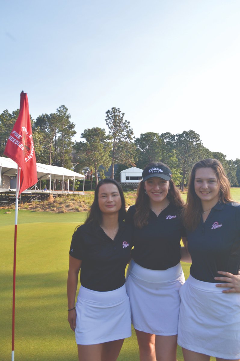 Calling all women golfers! 📢⛳️Sandhills is looking for student-athletes for our women's team. If you are interested, contact Herb Pike at herbpga@yahoo.com or (910) 690-1493. #SandhillsCC