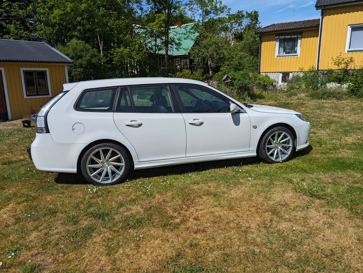 virrepimplarn's tweet image. Nytvättad