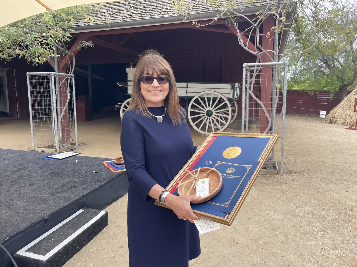 mwdh2o's tweet photo. We celebrated Director Gloria Cordero's recognition by Rancho Los Alamitos at the 12th Annual Cottonwood Awards. Her leadership, service &amp; dedication to preserving the rich history &amp; culture of Long Beach is commendable. Kudos for the honor presented by @RepRobertGarcia. https://t.co/Hk9sPKdS8e
