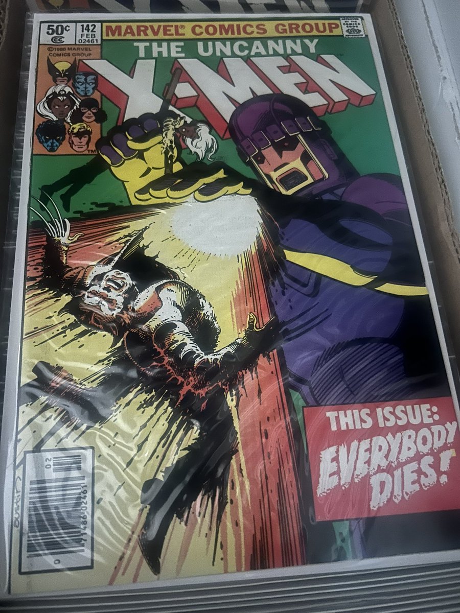 Realbensanchez3's tweet photo. The first X-Men comic I bought, the first one that started me collecting the book, the oldest issue I've owned, and one of my favorite covers. #ComicsDNA https://t.co/ktQRBRGASQ