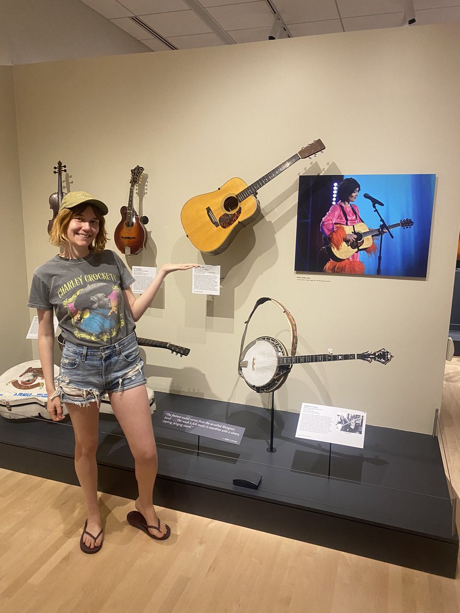 How it started -> how it’s going 🎶 when I was 12 I saved up money from busking around Palo Alto, playing at pizza parlors and farmers markets with my dad and brothers, etc.. so I could buy my first @martinguitar! this week I got to see it on display at @MIMphx museum!!