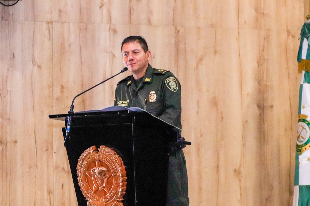 InspeccionGnral's tweet photo. Durante la tercera jornada de sensibilización refrendamos nuestro compromiso como hombres y policías de seguir trabajando en la identificación de cualquier tipo de violencia contra las mujeres.
 
#HablemosDeIntegridad 🗣️ https://t.co/ARPy3tpyaa