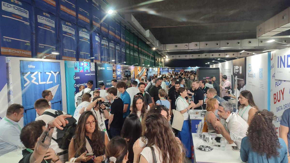 The first day of Reflect Festival was full of meaningful conversations and networking opportunities!

If you still have not met our team in Limassol and discovered how we're redefining web traffic security, be sure to do so today!