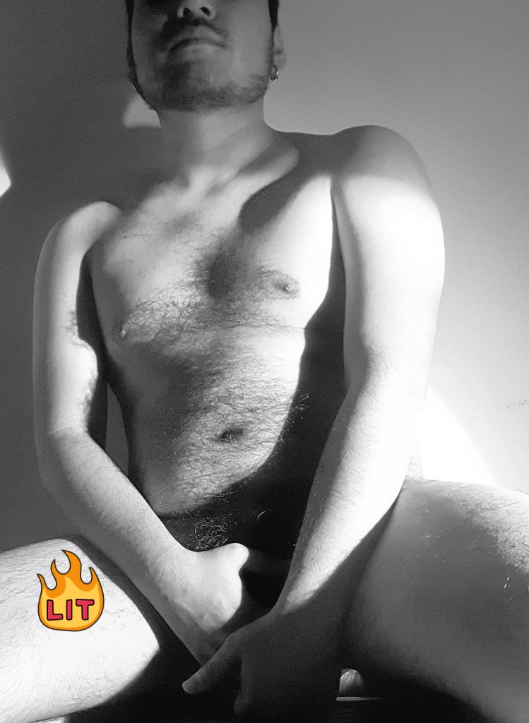 Bear_Buddy69's tweet photo. U want it?
#bear #latingay #dadbod #bearmen #latinbear #gay #chudai https://t.co/xoRgholb1U