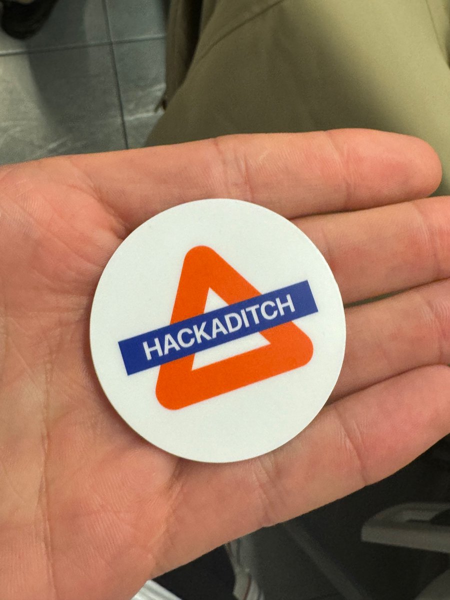 Jack Evans (@jaackevans_) on Twitter photo Glad I managed to catch the end of <a href="/hackaditch/">hackaditch</a> today, some incredible demos and great products being built 🤘🏻 Glad I managed to catch the end of <a href="/hackaditch/">hackaditch</a> today, some incredible demos and great products being built 🤘🏻