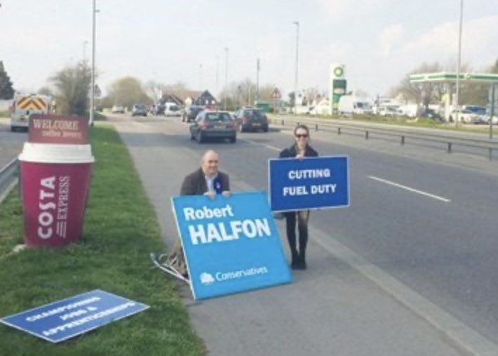 RtHonRobHalfon's tweet photo. It was the greatest honour to serve as your MP for fourteen years. I know what it takes to fight for Harlow and the villages in Parliament. It is the best job in the world, but it is certainly not an easy one.

We need someone who knows how to get things done and be our champion in Parliament, even when the going gets tough.

Hannah Ellis is that person. She started in my office on work experience at seventeen and ended up running my office before going on to greater things. She is an outstanding individual - determined and kind with an extraordinary work ethic. And she is Harlow through and through.

I know Hannah will make the best MP for Harlow and the villages. I sincerely hope you will support her on Thursday 4th July to cut the cost of living, ensure Harlow homes for Harlow people, secure investment into our town, make our streets safer, create opportunities for our next generation and deliver Harlow’s new hospital.

Robert Halfon - MP for Harlow, 2010-2024