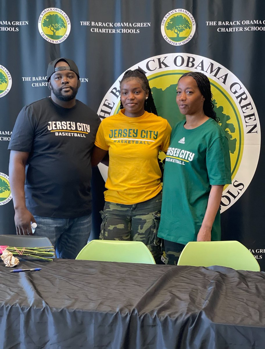 Today was my Signing Day &amp; I decided to Sign to NJCU 💛💚 , Thank you to my Family &amp; Coaches that supported me ! I’m ready for my next journey .