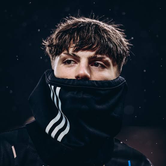 BolaTemplo23's tweet image. #NewIcon

Alejandro Garnacho