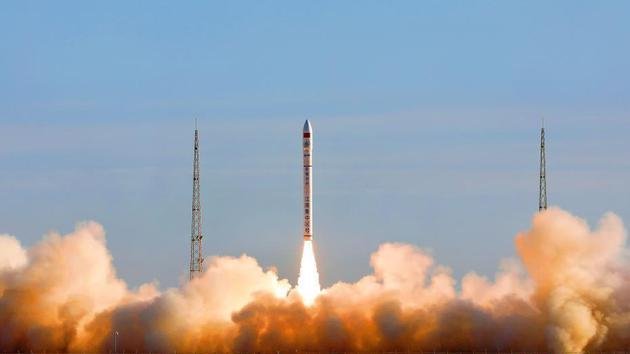 China launched the CERES-1 commercial carrier rocket carrying five satellites from the Jiuquan Satellite Launch Center in northwest China at 7:39 a.m. on Friday. #TechNews #ChinaTech