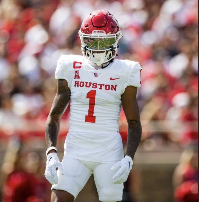 #AGTG After a great camp and conversation with @CoachWEFritz I am grateful to receive a offer from the University of Houston 🔴⚪️ @TEP5252 @CoachJWallace29