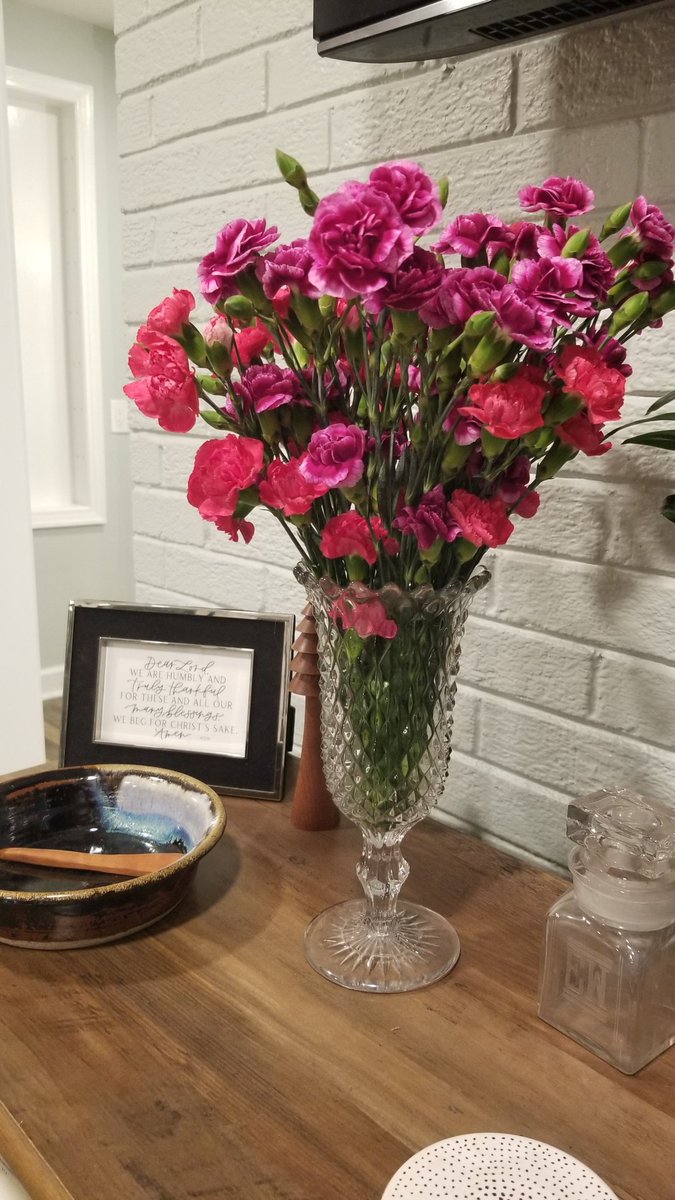 annebaker83's tweet photo. Showered with love tonight. Surprised by the gift of a flower from each 8th grader.  It was a career of love not just a job. https://t.co/9XUtOtQTzp