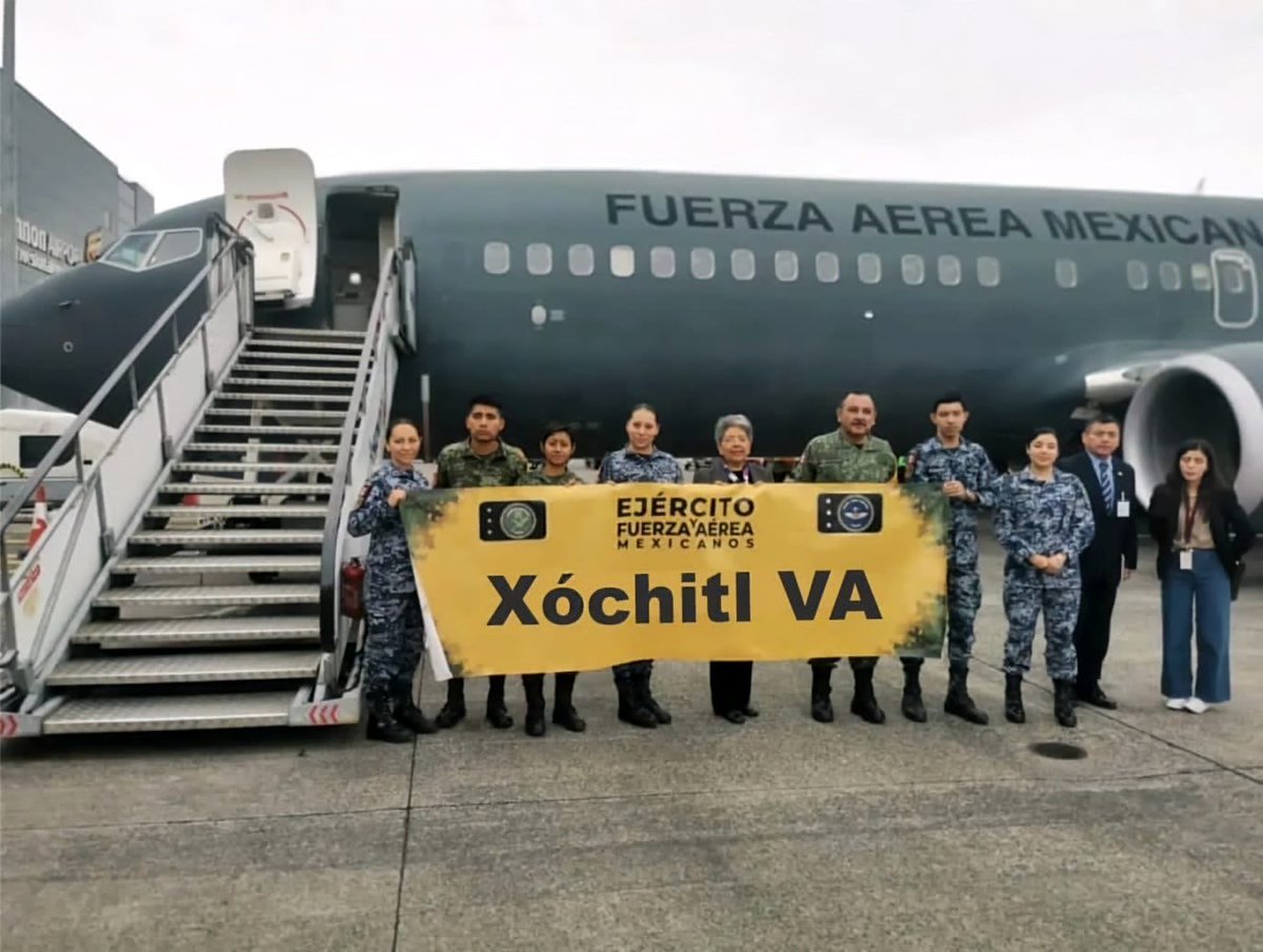 CarlosPueyoP's tweet photo. CHINGONES de la FAM!!! https://t.co/tqX6xd2NB2