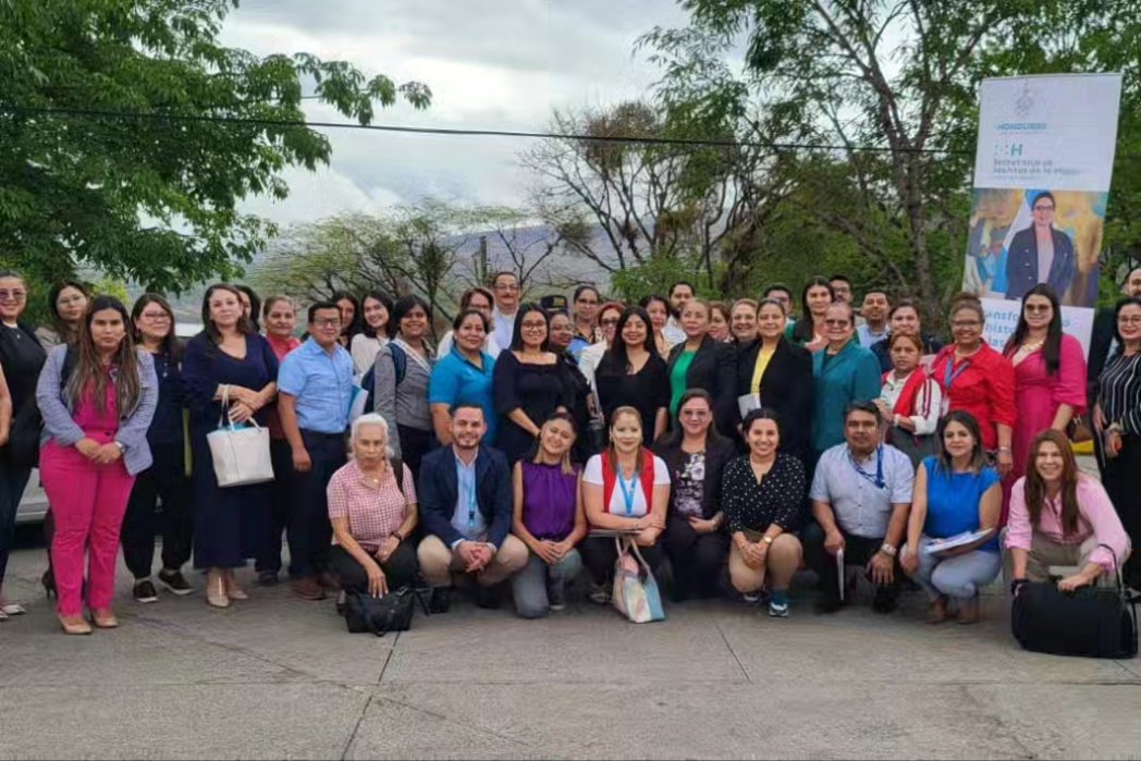 semujer_hn's tweet photo. Este día, la @semujer_hn  en coordinación con la @sedhHonduras, llevó a cabo una importante jornada de socialización oficial de las recomendaciones emitidas por el Comité sobre la Eliminación de Todas las Formas de Discriminación contra la Mujer (CEDAW). https://t.co/f1rApHxIuo