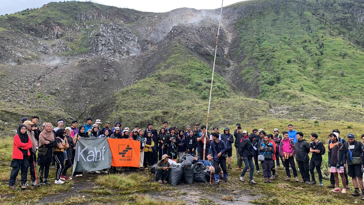 MAPALAUNAND's tweet image. [Aksi Bersih Gunung Talang]
MAPALA UNAND X KAHF

🗓️ 26 Mei 2024
📌 Talang via Bukik 

Pengurus Harian MAPALA UNAND 2023/2024
Ketua MAPALA UNAND : RESTY YULIANA (MU 318 Vps.)
____________________________________

#mapalaunand #mapala #mahasiswa #pencintaalam 
#kahfbrotherhood