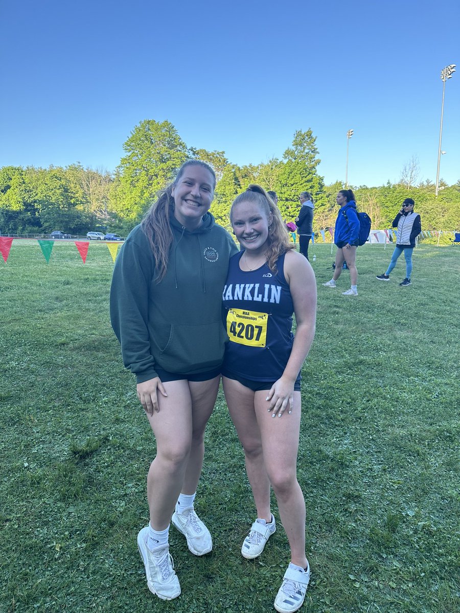 FHS Throwers tweet media