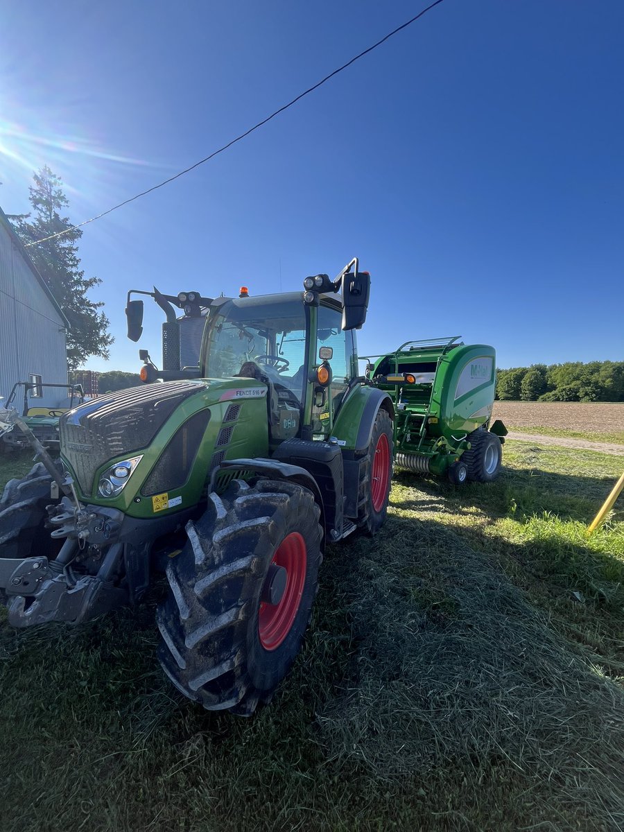 Now offering custom round baling for 2024 season Perth east and surrounding areas , competitive pricing !