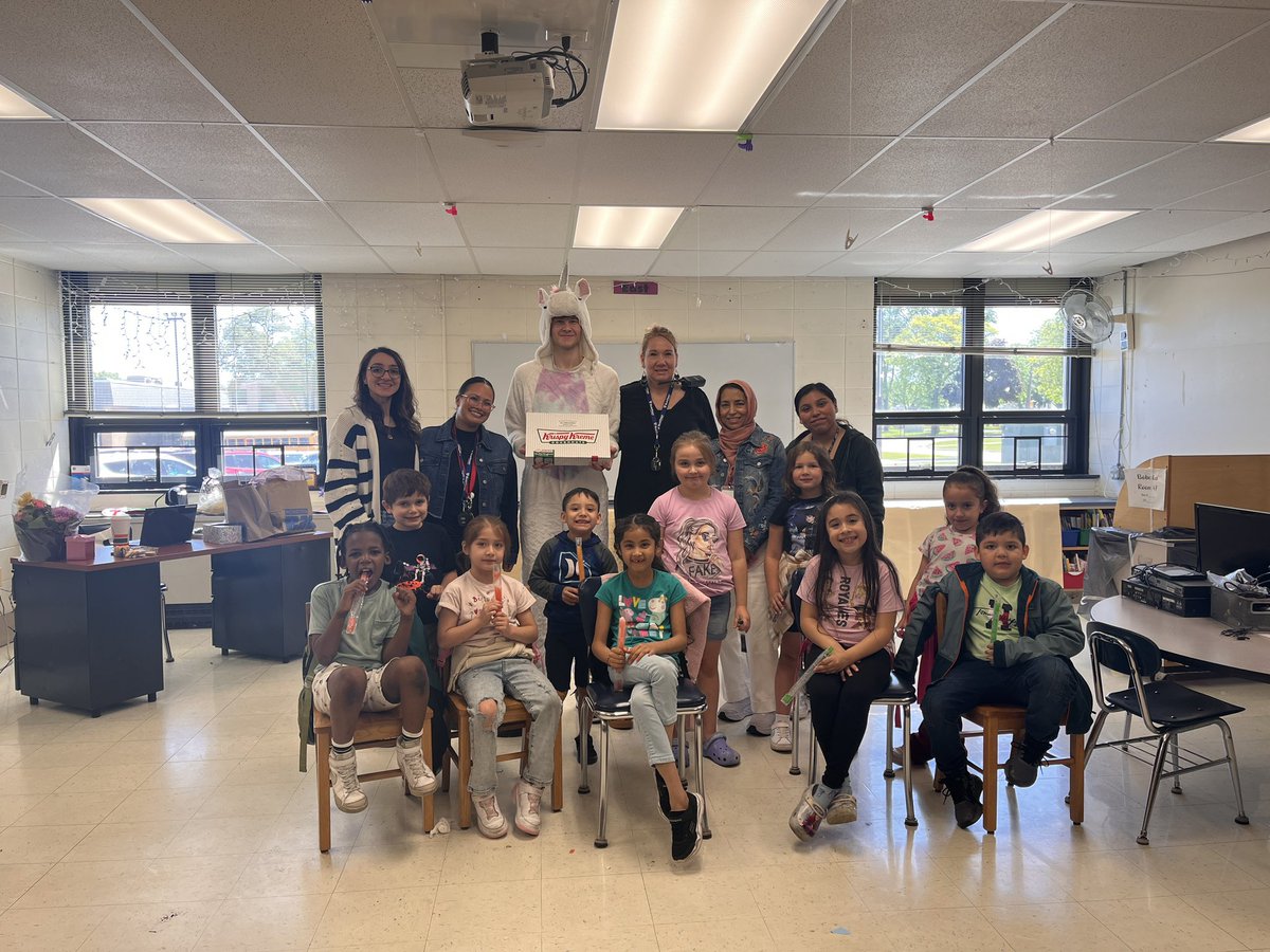 Army Trail Elementary tweet media