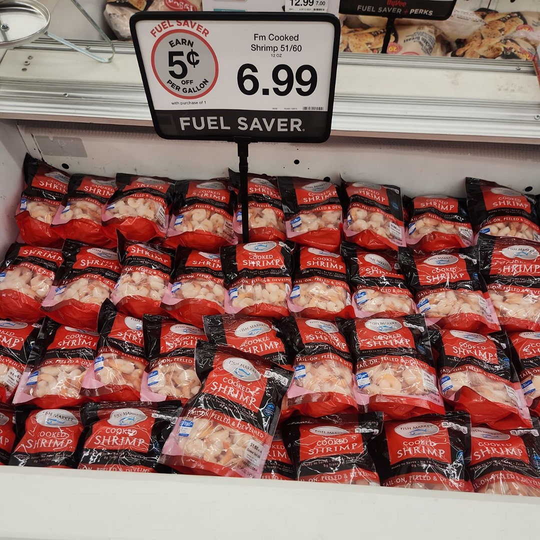 Bill has some of the best deals back in seafood 🍣 🍤 YellowFin Ahi Tuna & 51/60 cooked shrimp. Perfect for lunch or dinner. All while supplies last. #indianolahyvee