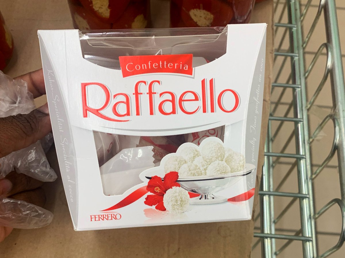 RowenaGoLD's tweet image. Up next:  Potty training with a bit of bribery and corruption..