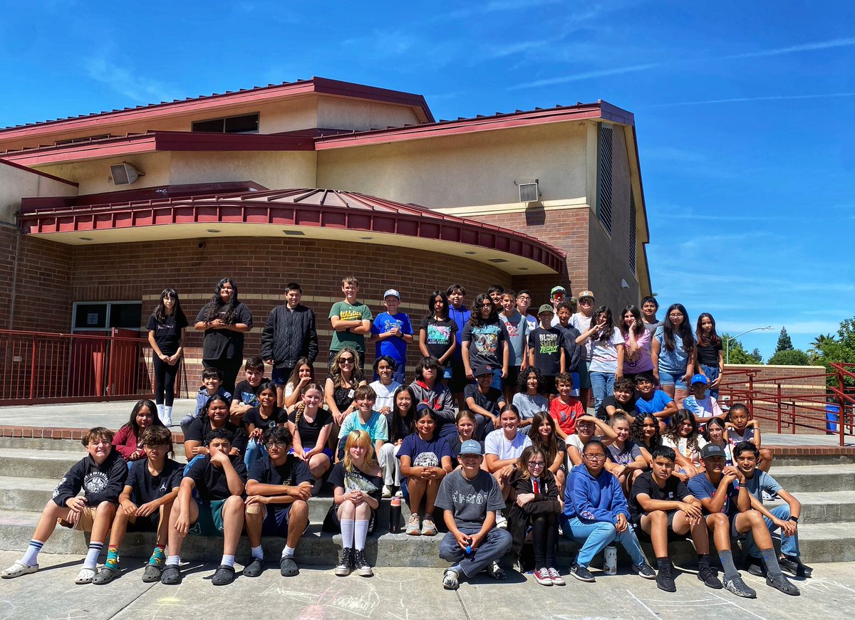 Once in a lifetime you get to be a principal for these amazing students since kindergarten!! We are all leaving Medeiros !! ❤️❤️
