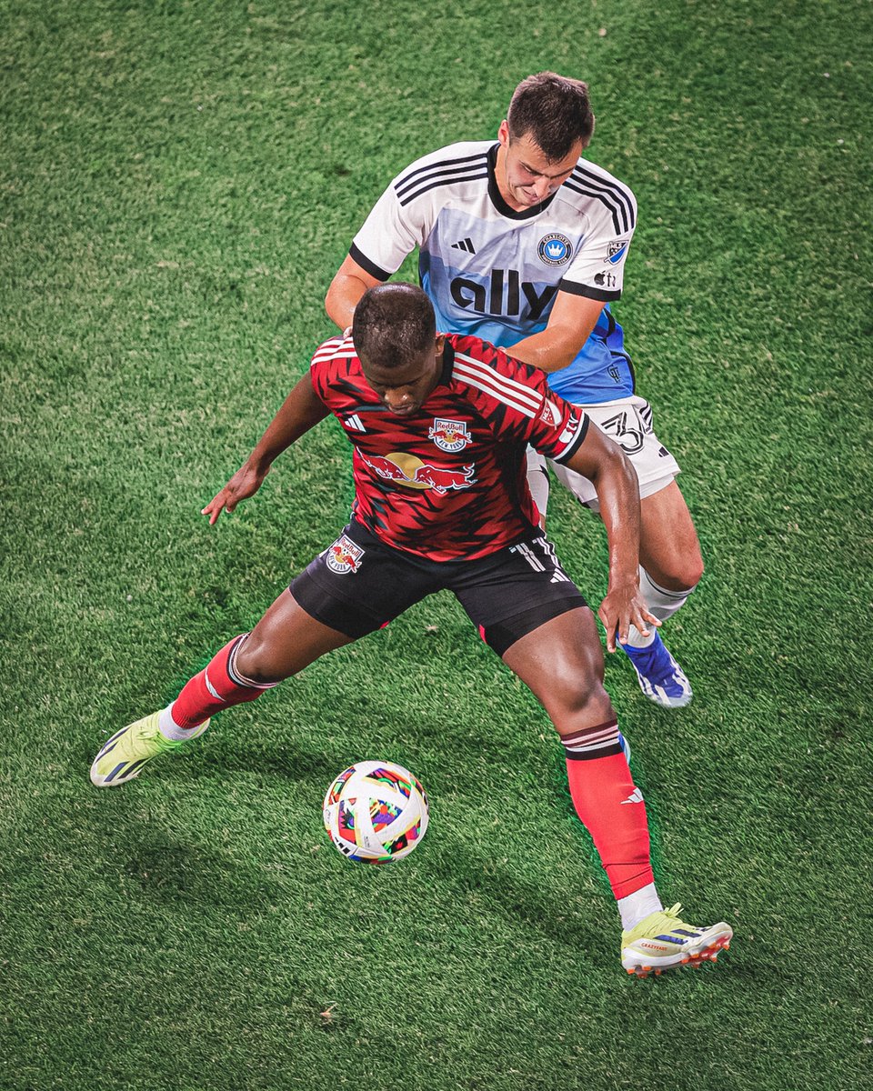 Eliasmanoel_'s tweet photo. Great Victory 🙏🏾⚫️🔴 https://t.co/HzEQbLsao5