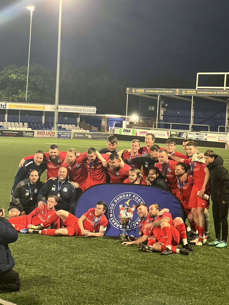archie3_'s tweet photo. Briar boys Champions again 🏆 https://t.co/61rsOyYtv8