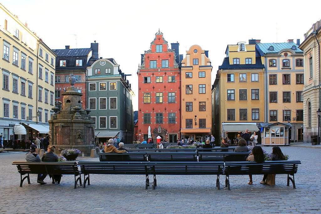 HPatriksson's tweet photo. gillar du Stortorget är du officiellt en kristian tyrann kramare, glöm aldrig blodbadet i sthlm https://t.co/XxdwMzx1SE