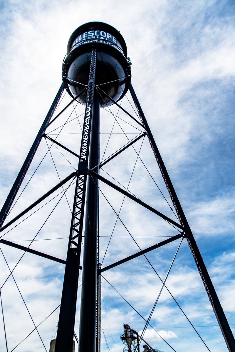 Water tower
#photography, #366photodgraphy2024, #potd2024, #photoaday, #everydayphotographer, #photooftheday, #pad2024-151, #watertower. #infrastructure, #dutchangle, #tall, #bluesky