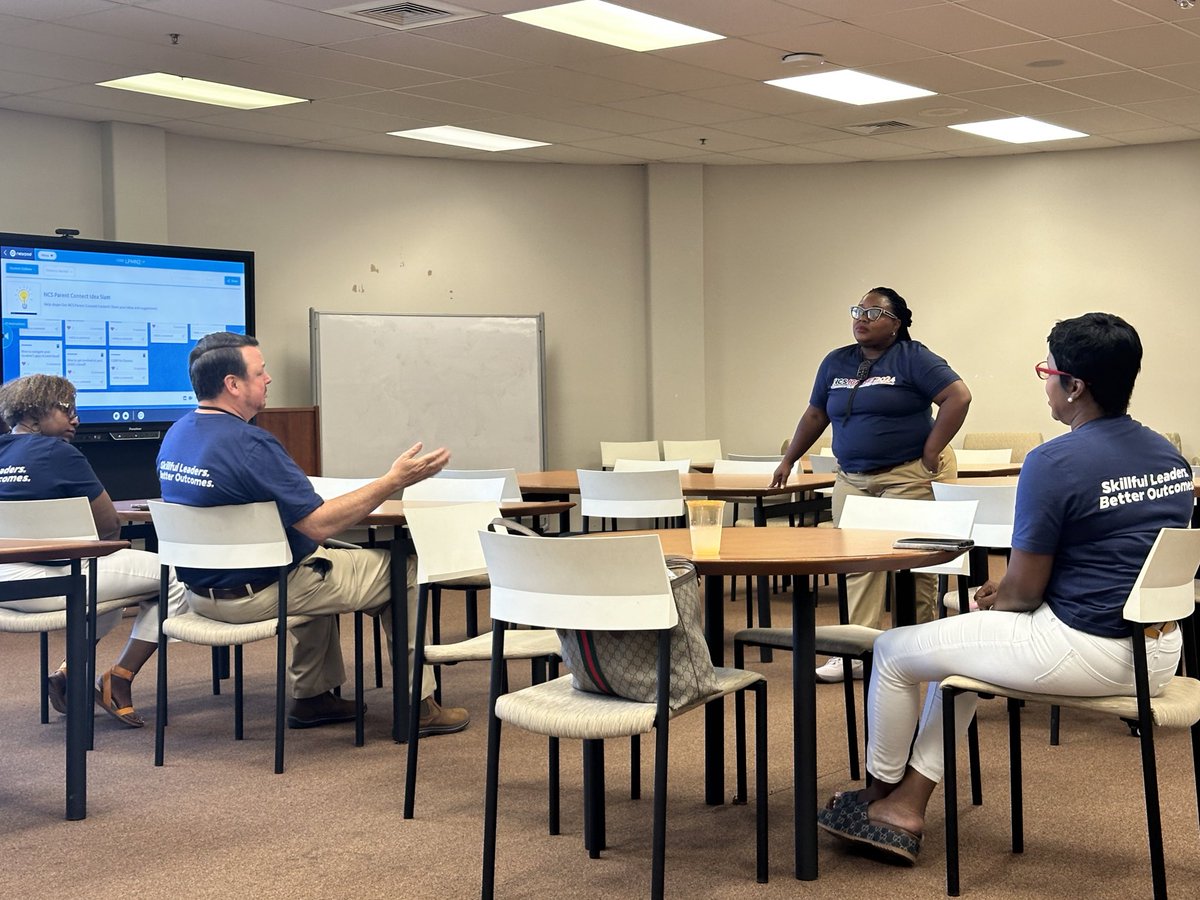 shebriej's tweet photo. Day 2: Summer Leadership Institute
“We must stop preparing learners for the past we remember & prepare them for the future we can only imagine”
Dr. Mary Hemphill
#NCSIgnite24 https://t.co/yAemoOEWcK