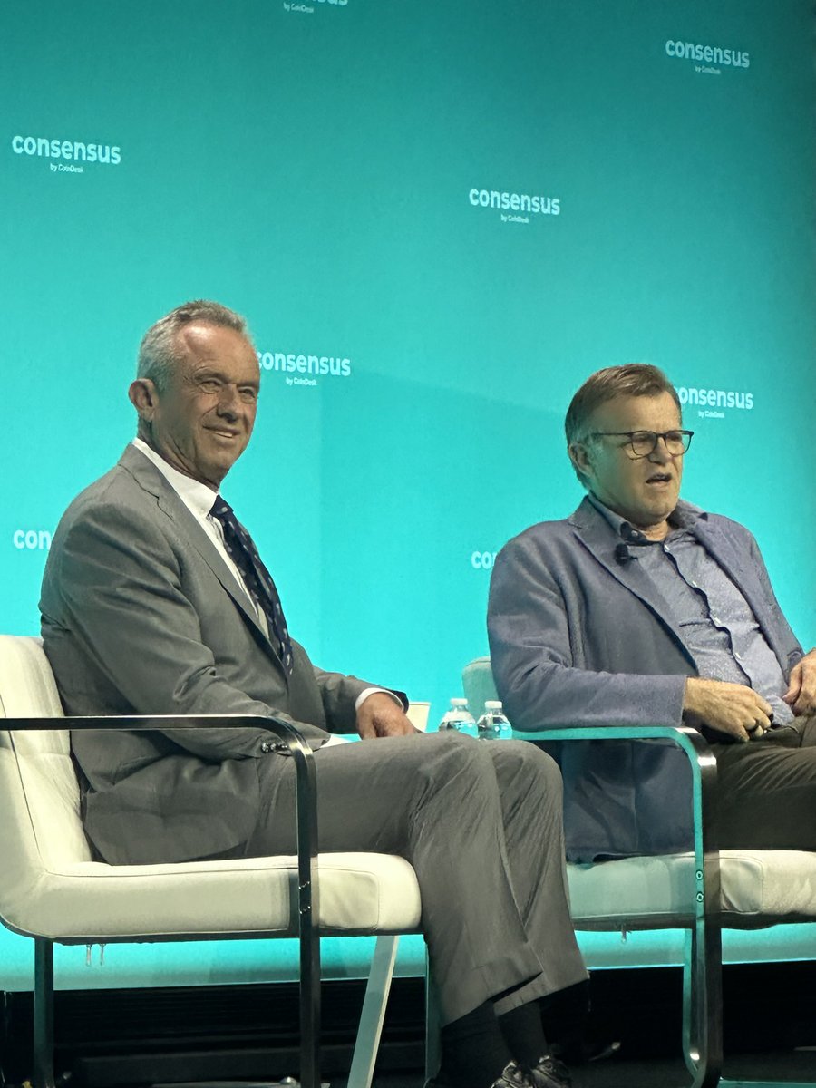 Blockchain Beach tweet media