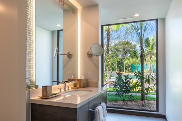 We can't get over how gorgeous our Botanika   accommodations are.  You'll need to come down to visit to see for yourself.

#luxury #botanika #hilton #curiocollection #paradise #costarica #puravida #crocodilebay