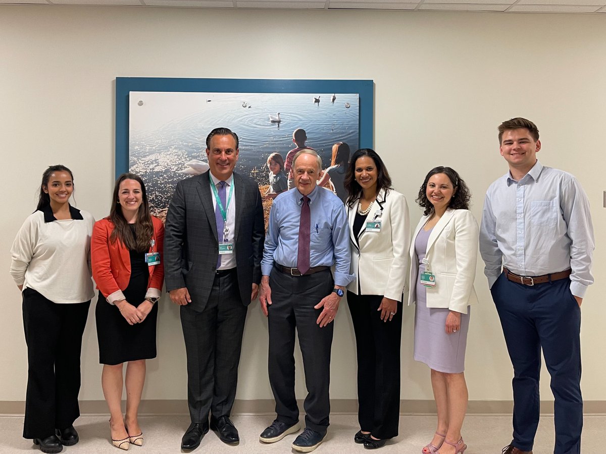 Thank you, @SenatorCarper and team, for your visit to Nemours Children’s Hospital, Delaware! We appreciated the thoughtful discussion about how to support the health and well-being of children. #WellBeyondMedicine #NCHDE