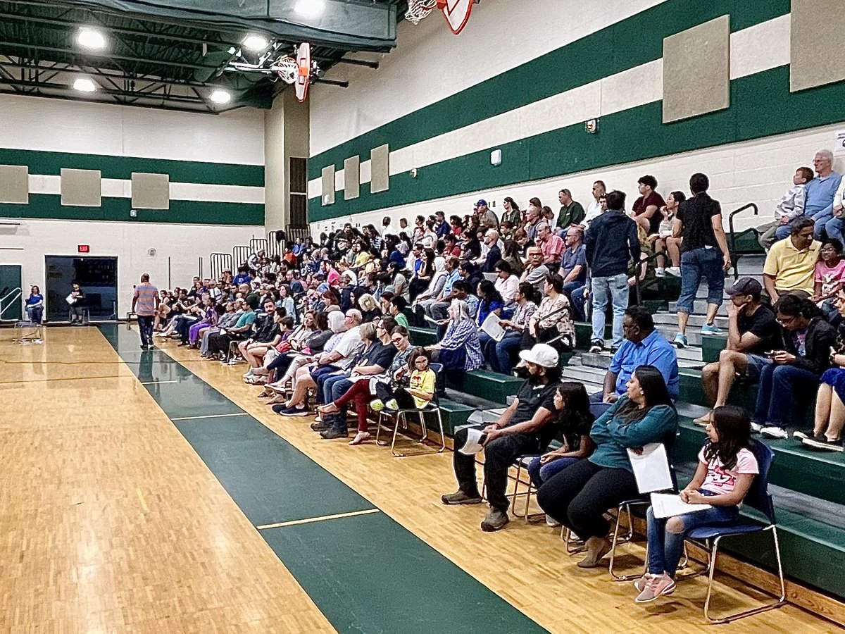 jdcross76's tweet photo. Tonight we enjoyed an unforgettable evening of music at the @BakerMiddle orchestra concert! 🎵🎻✨ Our talented students showcased their hard work and dedication to a full house. This was an amazing end-of-the-year event! @BakerOrchestras #OrchestraConcert https://t.co/un3FaVRBYl