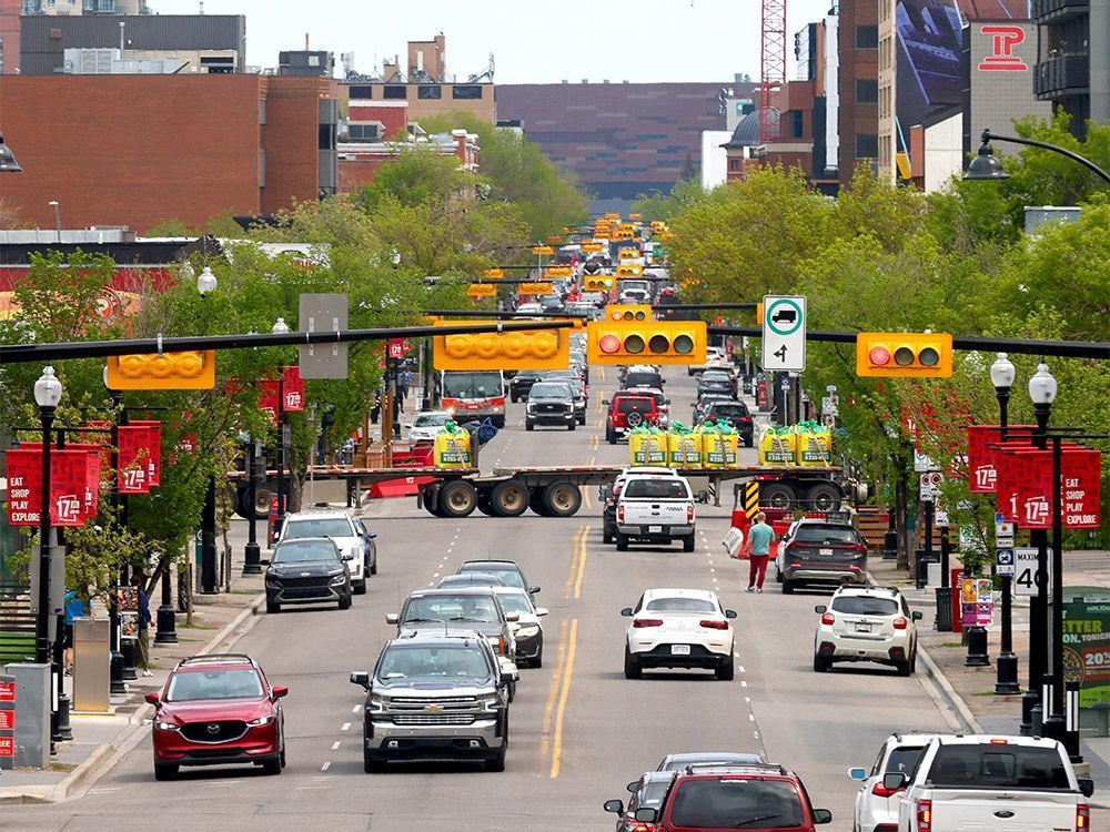 Beltline Neighbourhoods Association seeking input on car-free pilot project on 17th Ave. next summer #yyc calgaryherald.com/news/local-new…