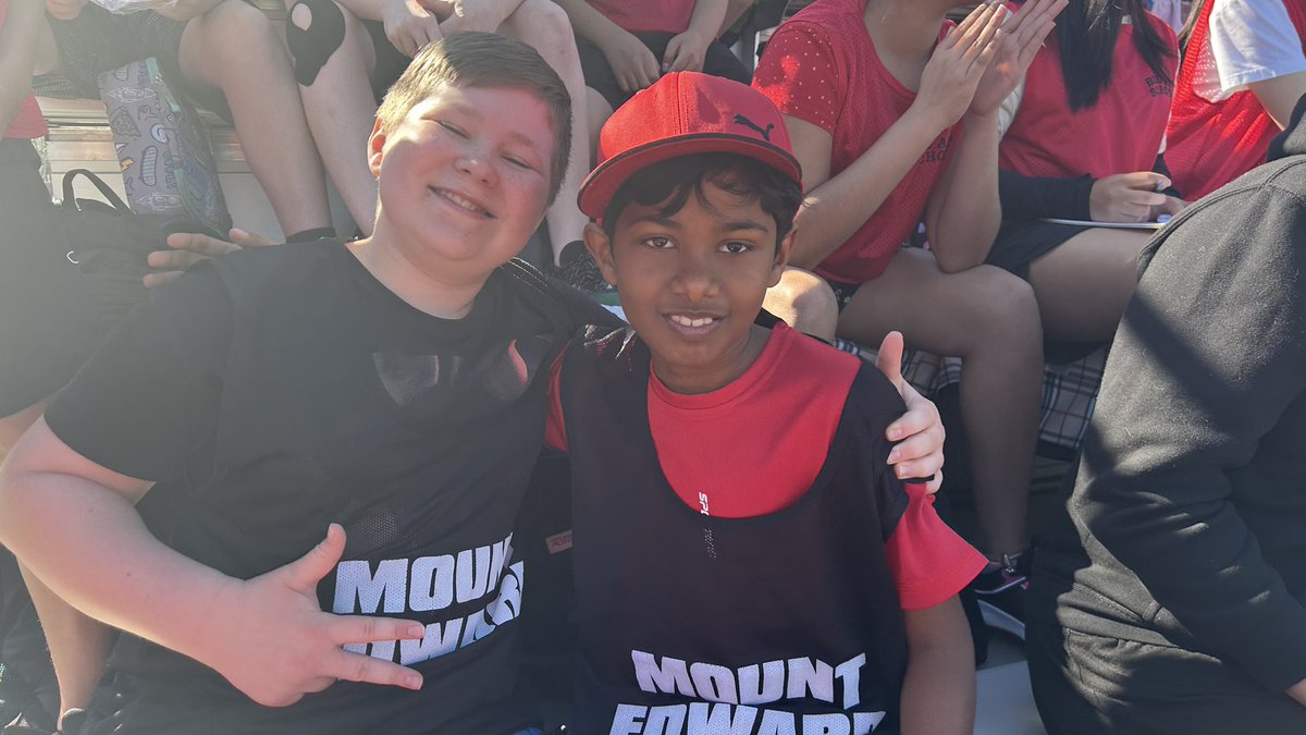 MEelementary's tweet photo. Great job by all members of the Track Team who had a great day of running, jumping and throwing yesterday! You all did your best and represented Mount Edward so well! Ms Sullivan and Ms McKenna were so proud of you! https://t.co/iBP8oEZAXO