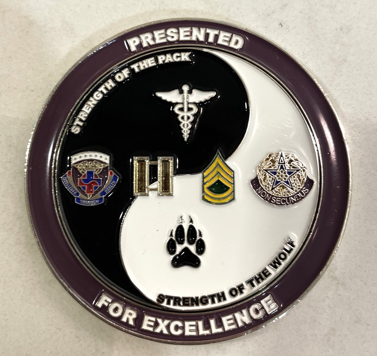 SurgiBoxInc's tweet photo. Our founder @DrToTheRescue shared some of our work on operationalizing care in dynamic environments with the joint military medical leadership of Area 1 (US + SK forces nearest DMZ) - keynoting the final Grand Rounds by Med Dir Capt Asad Moten. Talk about an expert audience! https://t.co/odJXjDs7lP