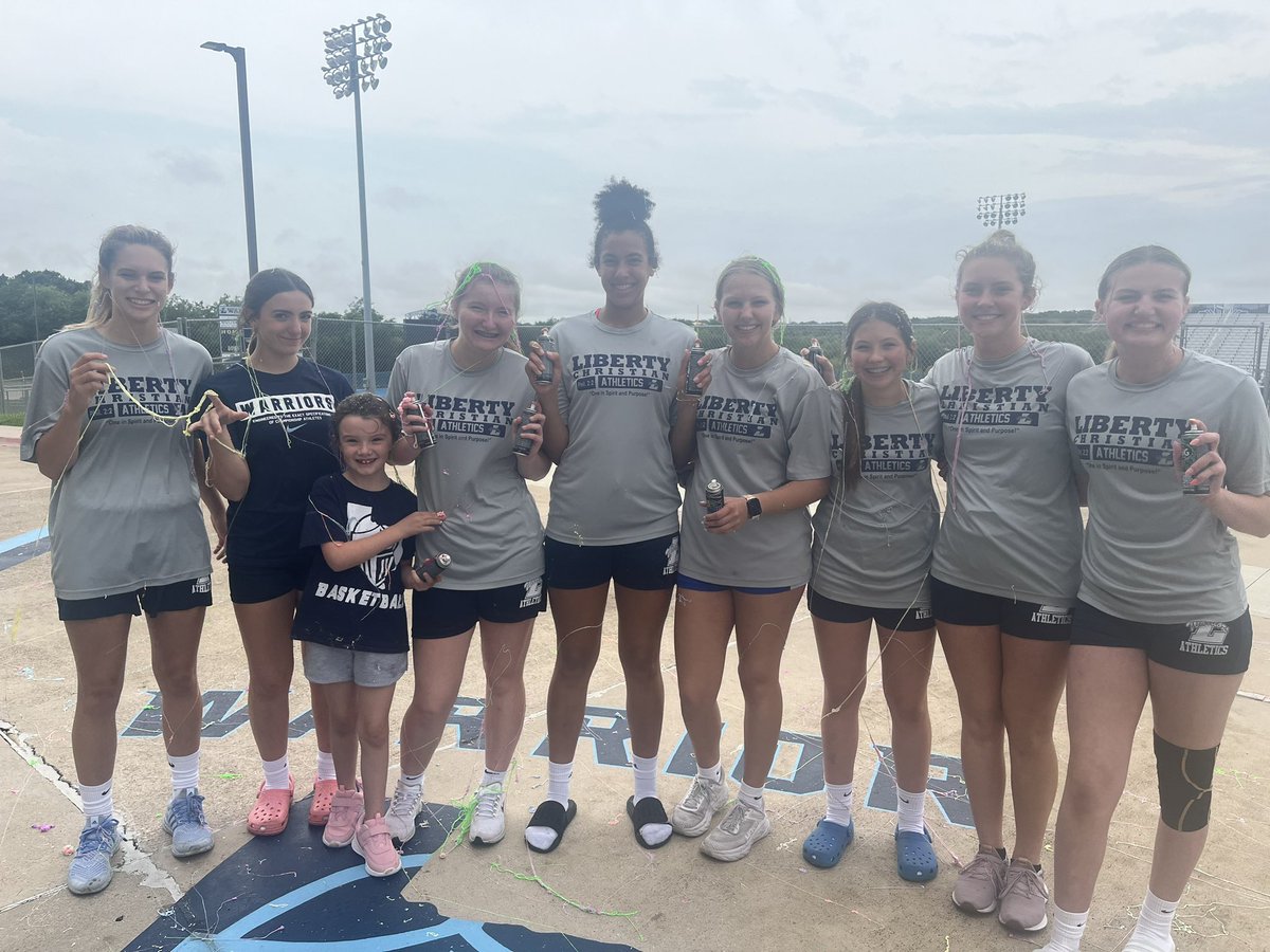 LCS W Basketball tweet media