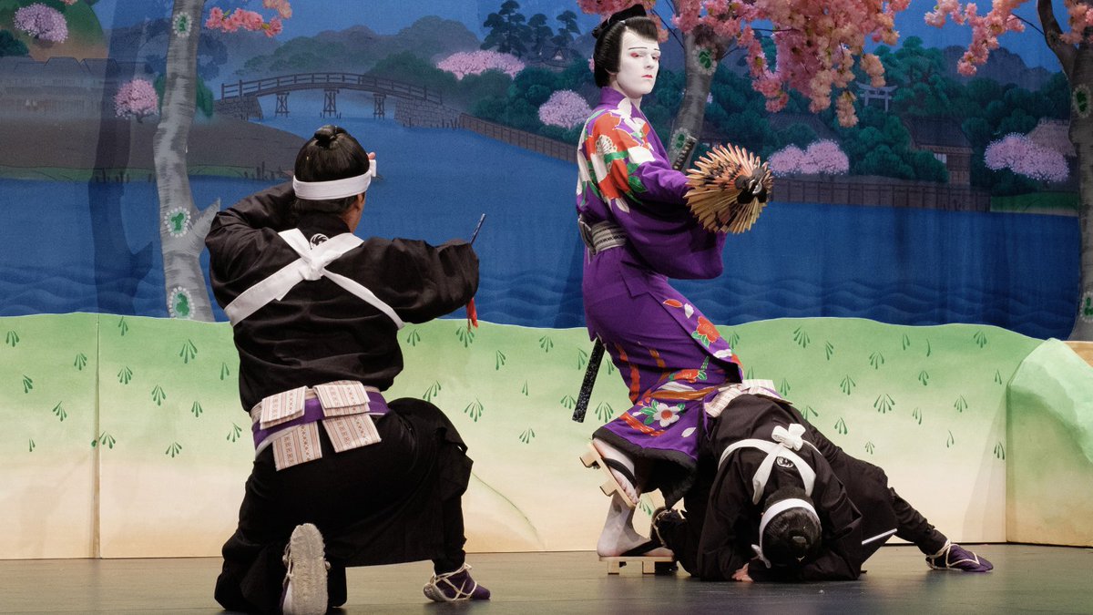 UHM_CJS's tweet photo. Dr. Julie Iezzi directed a stellar production of The Maiden Benten and the Bandits of the White Waves at UH Mānoa @KennedyTheatre, marking 100 years of English-language kabuki. Next: sold-out shows in Japan on June 1 &amp; 2!

Photo Credit: Josh Barnes

https://t.co/DOmxKGYo7B https://t.co/v5pQ6n8rLQ