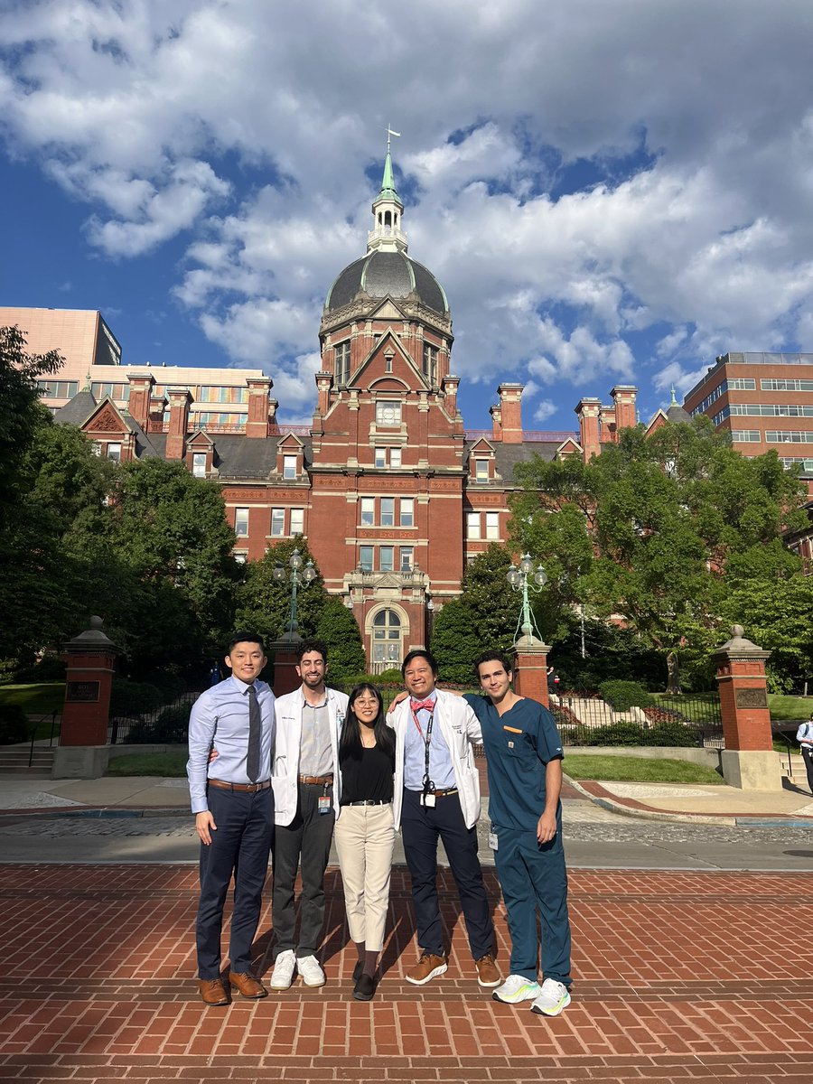 JohnPAvendano1's tweet image. No words can describe the endless gratitude I have towards the amazing people of @HopkinsOrtho for welcoming me to their family with open arms this year. I’ll forever cherish the year I spent as a Poggi Fellow. Dr. Sponseller: thanks for giving me the opportunity of a lifetime.