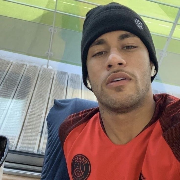 vulgo_xz's tweet photo. Neymar esculachou essa ex do Scooby 

Menino Ney estamos com você https://t.co/DPVq6uv3Nh