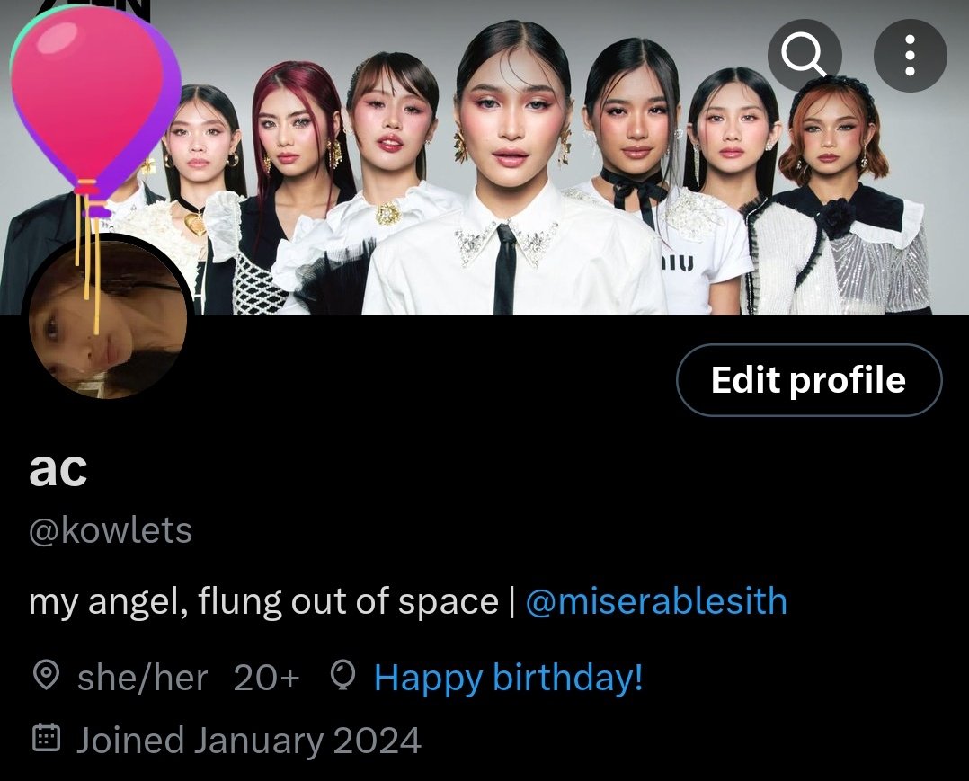 kowlets's tweet image. yung balloon nasa gilid lang ಠ⁠︵⁠ಠ 

colet, bday ko na. uwi ka na. ako na magsasaing at maghuhugas ng mga pinggan 😞 #sharekolang