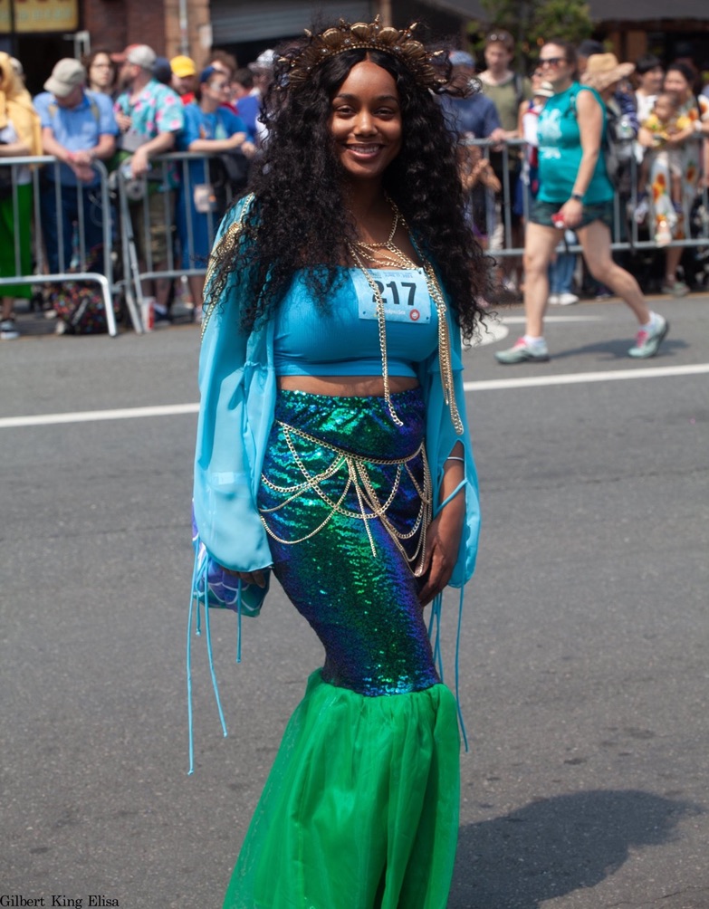 Mermaid Parade 
~Brooklyn, NYC #NYCPhotography #NewYorkCityPhotography #NYCPhotos #GilbertKingElisa #NYCStreetPhotography #EventPhotography #EventPhotographer #LiveEvents #EventPhotos #MermaidParade #ConeyIsland #nyc #newyorkcity #MermaidParadeNYC #ConeyIslandMermaidParade