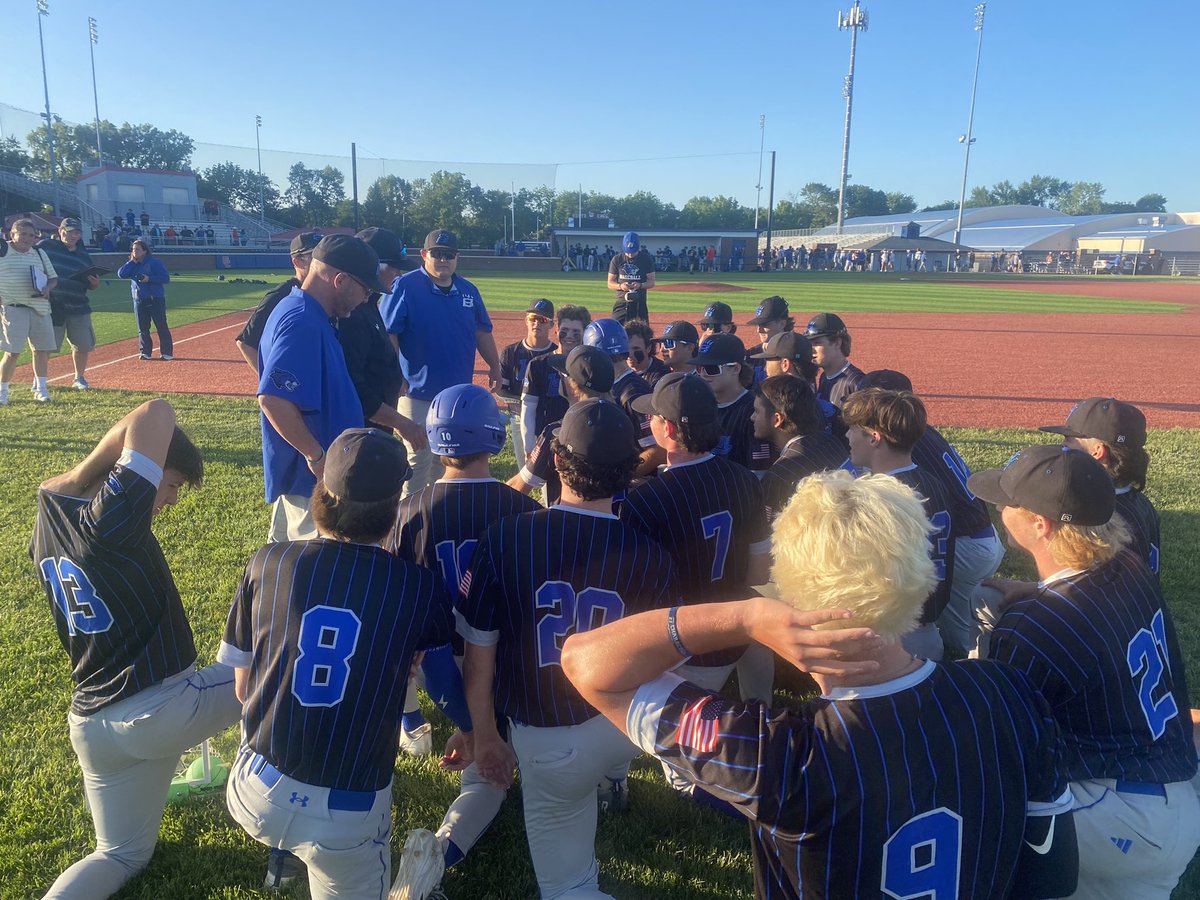 Hilliard Bradley Athletics (@hbhsathletics) on Twitter photo Alex Koons drives in the winning run and the Jags are moving on. Beat Olentangy Liberty 3-2 in bottom of 11th! Regional Finals, here we come! 🐆⚾️ <a href="/HBJagsBaseball/">Hilliard Bradley Jaguar Baseball</a> <a href="/BradleyHS/">Bradley High School</a> Alex Koons drives in the winning run and the Jags are moving on. Beat Olentangy Liberty 3-2 in bottom of 11th! Regional Finals, here we come! 🐆⚾️ <a href="/HBJagsBaseball/">Hilliard Bradley Jaguar Baseball</a> <a href="/BradleyHS/">Bradley High School</a>