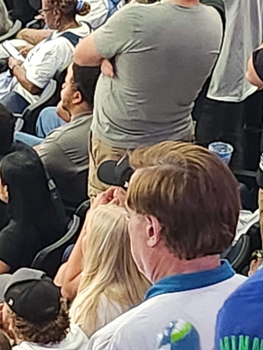 Chelsea Hamilton tweet media