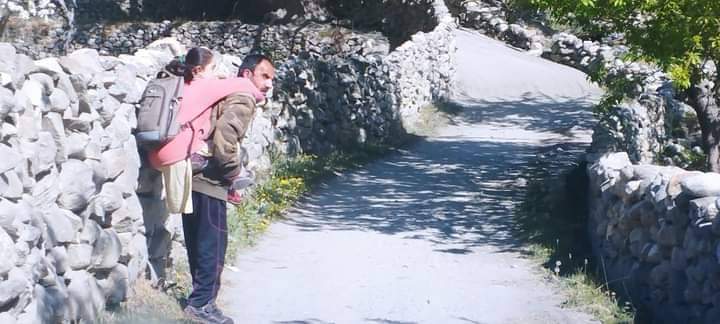 This father from Hunza is an inspiration, carrying a differently-abled girl on back to school. It shows their next level mentality, community values and dedication towards education. 
 
Hats Off 
#education
#gilgit
#hunza