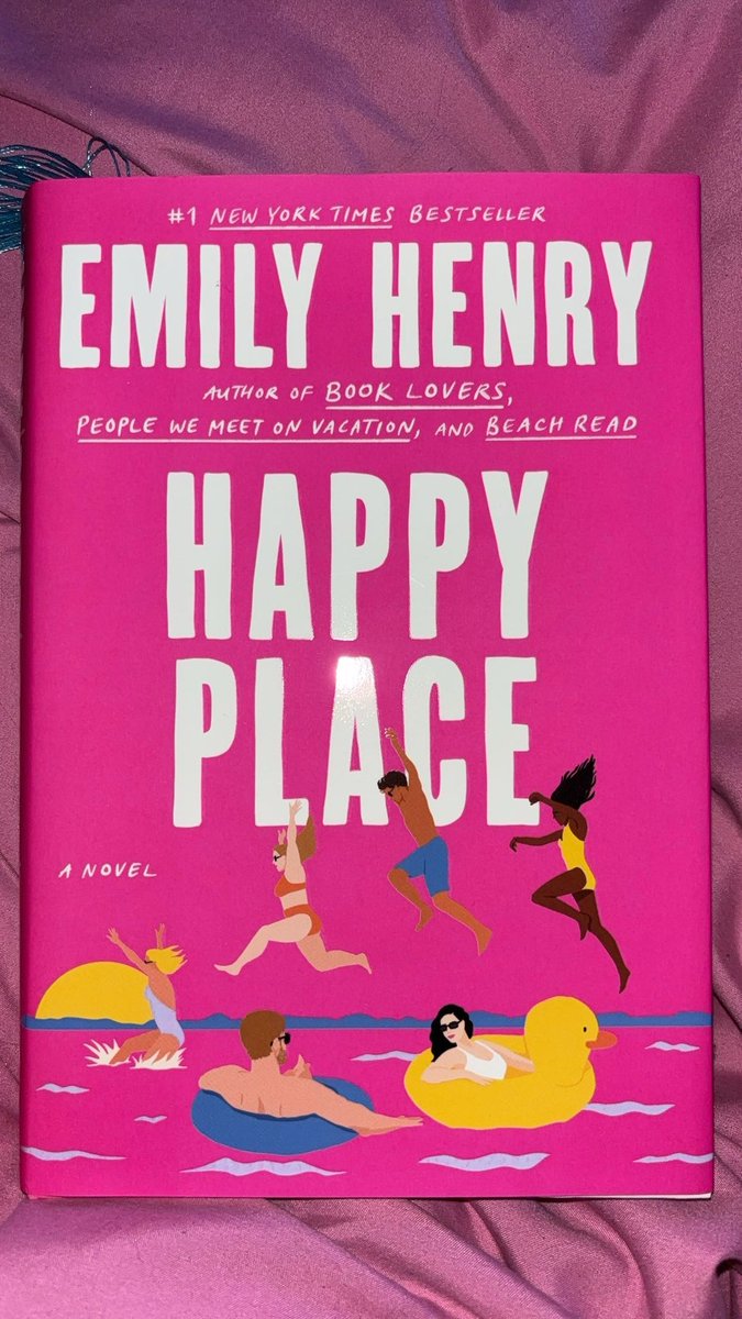 #cr: Happy Place by Emily Henry. I’m living for the summer vibes! ☀️🩷 #booktwt #bookaddict