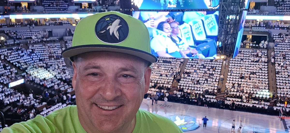 34badger34's tweet image. The Wolves. On my birthday. LFG!!
#WolvesIn7